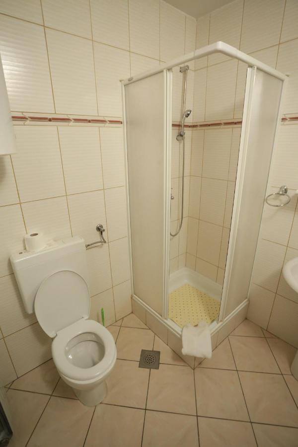 Rustika Sobe Bed and Breakfast Osijek Eksteriør billede