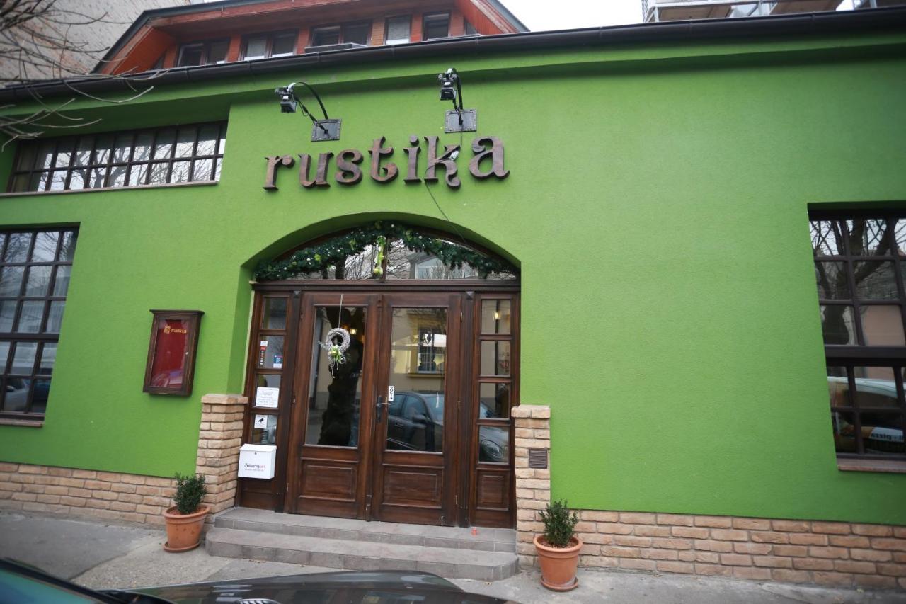 Rustika Sobe Bed and Breakfast Osijek Eksteriør billede