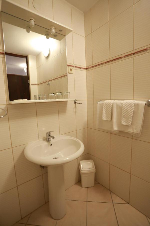 Rustika Sobe Bed and Breakfast Osijek Eksteriør billede