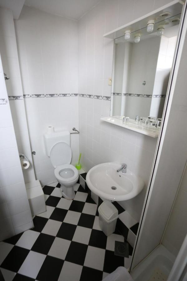 Rustika Sobe Bed and Breakfast Osijek Eksteriør billede